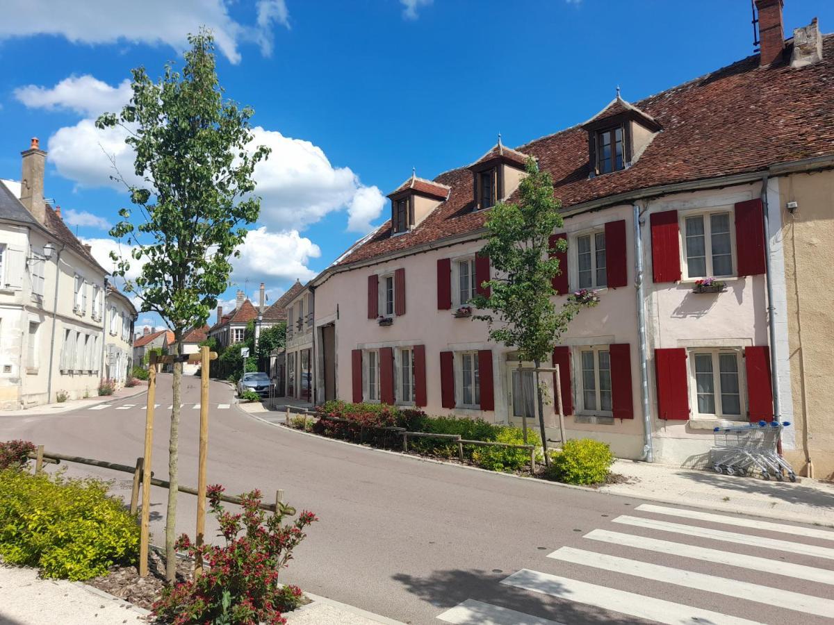 Aux Sources De Ouanne Bed & Breakfast Bagian luar foto