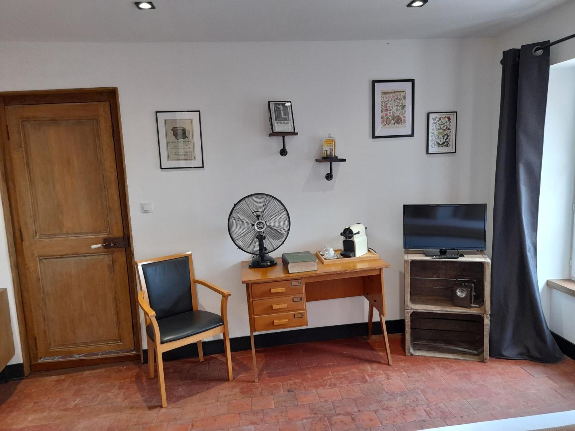 Aux Sources De Ouanne Bed & Breakfast Ruang foto